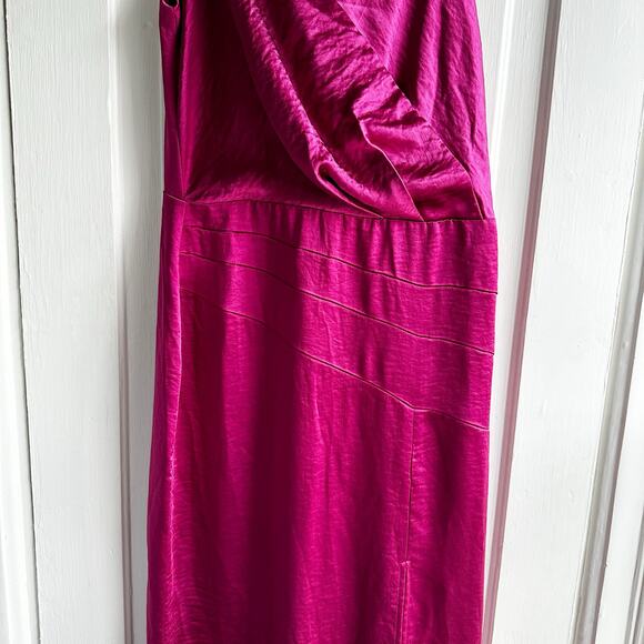 Adelyn Rae Tasha Gown Dress Deep Fuchsia NWT - Picture 4 of 10